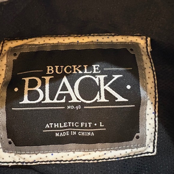 Buckle Black Athletic Fit Men's White Dot Print Button Down Shirt Size L - Picture 4 of 8